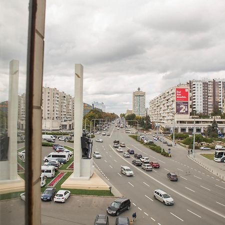 Chisinau Hotel Екстериор снимка